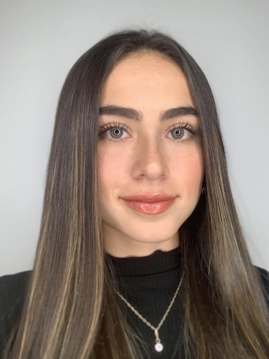 DNA TAYLOR GREEN GRAY